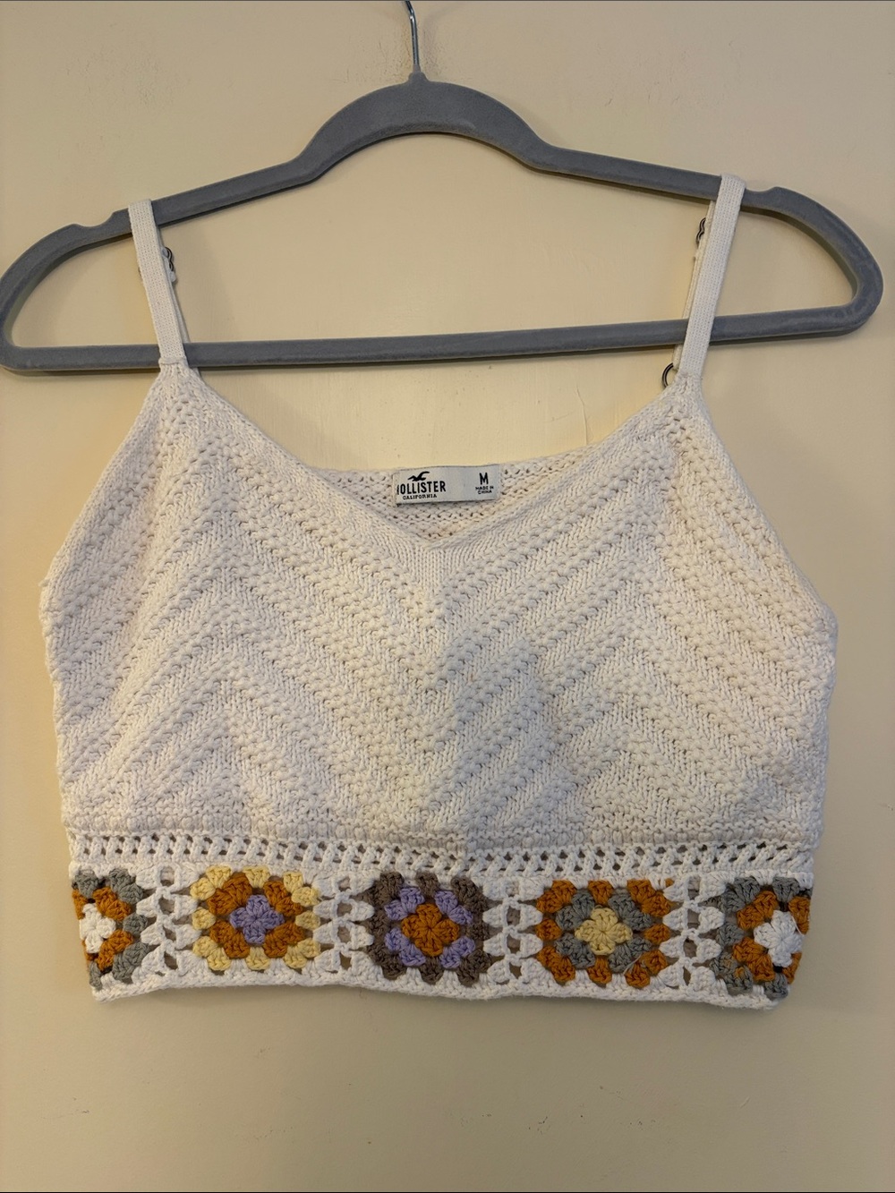 Hollister White Cropped Knit Tank with Multicolor Crochet Border, M